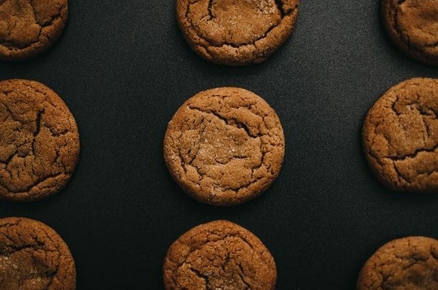 Cookies, Amazon, Twitter-Probleme und grenzenlose Überwachung. AdGuards Digest