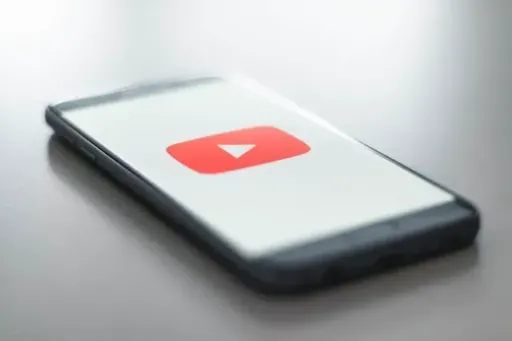 AdGuard 不受 YouTube 打击第三方广告拦截新措施的影响