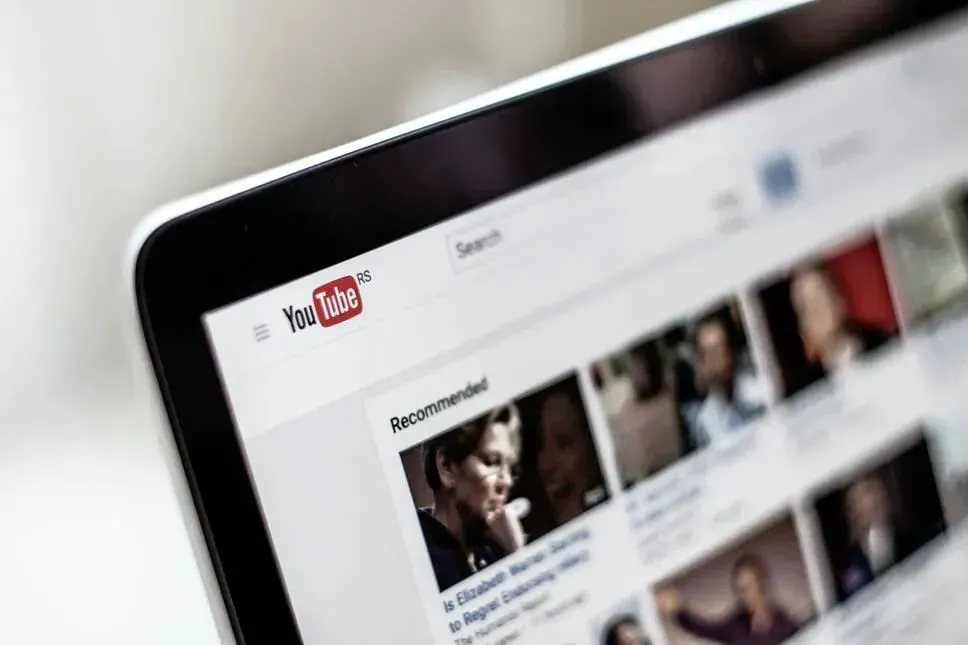 YouTube 测试阻止广告拦截器的新方式