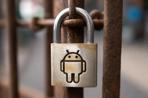 La porte d'Android verrouillée : la nouvelle règle de Google limite l'accès aux apps