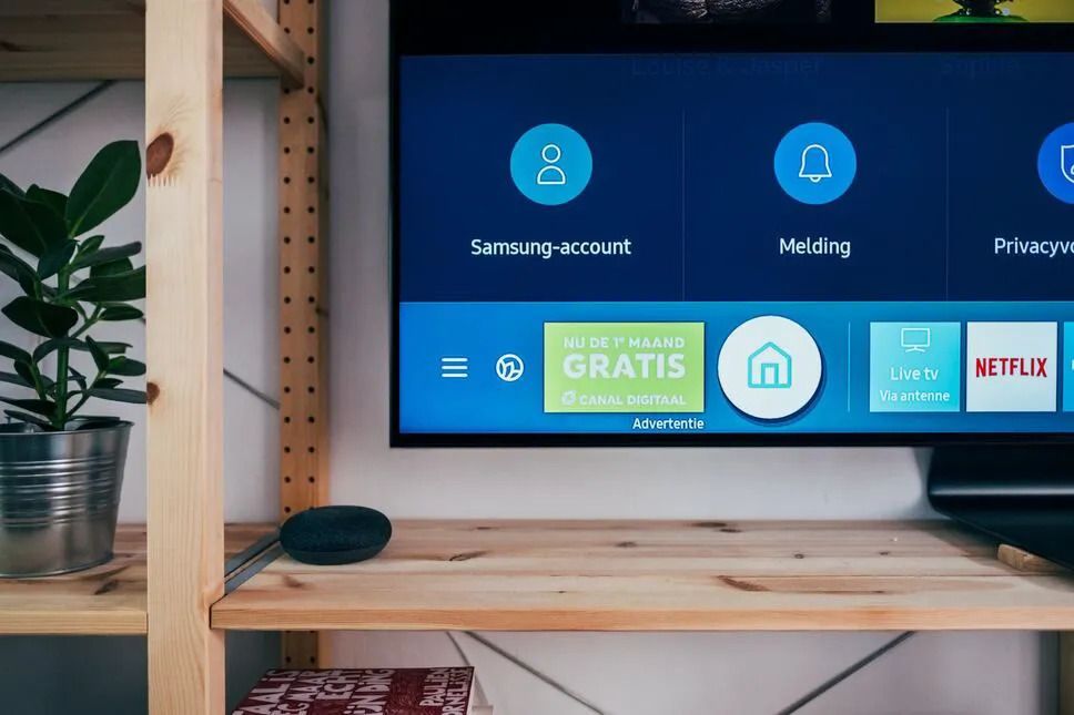 Unerwünschte Produktwerbung drängt sich auf Ihren Smart TV. Kann man sie stoppen?
