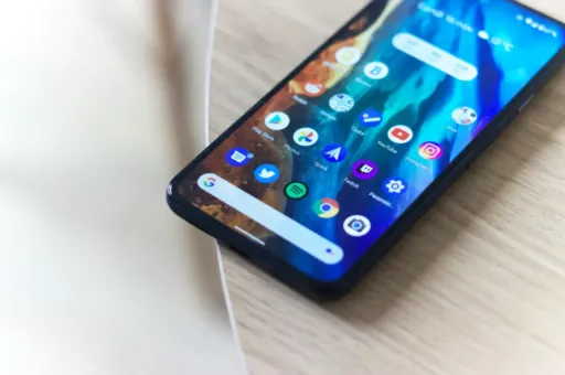 Le navigateur Vivaldi prend désormais en charge les extensions Chrome sur Android — et AdGuard en fait partie