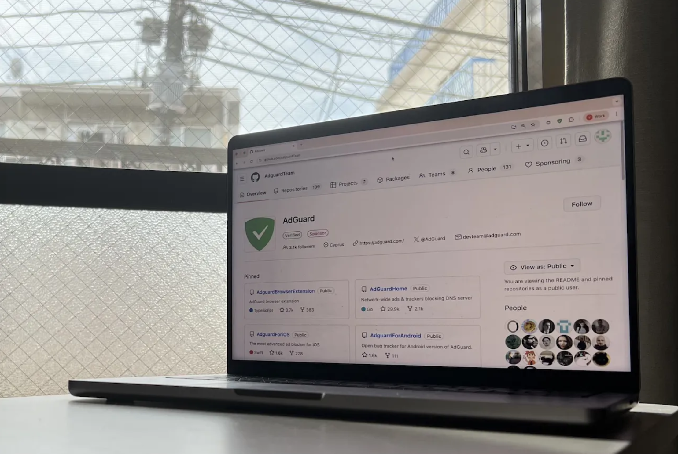 Transparencia y atención al usuario: el papel de GitHub en AdGuard
